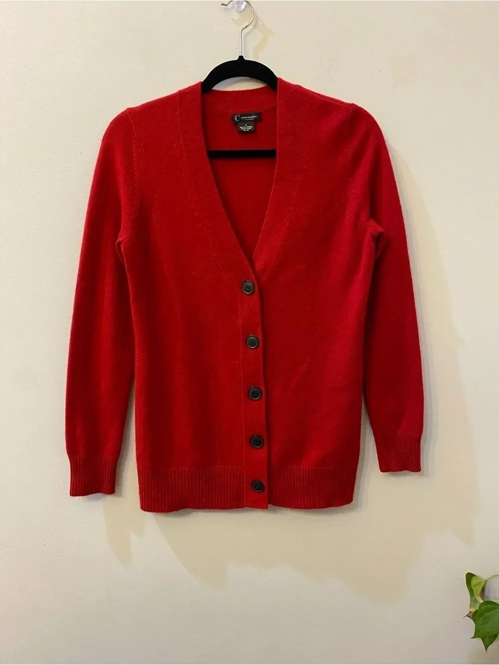 C by Bloomingdale’s Cashmere Red Botton Cardigan Women’s Size M